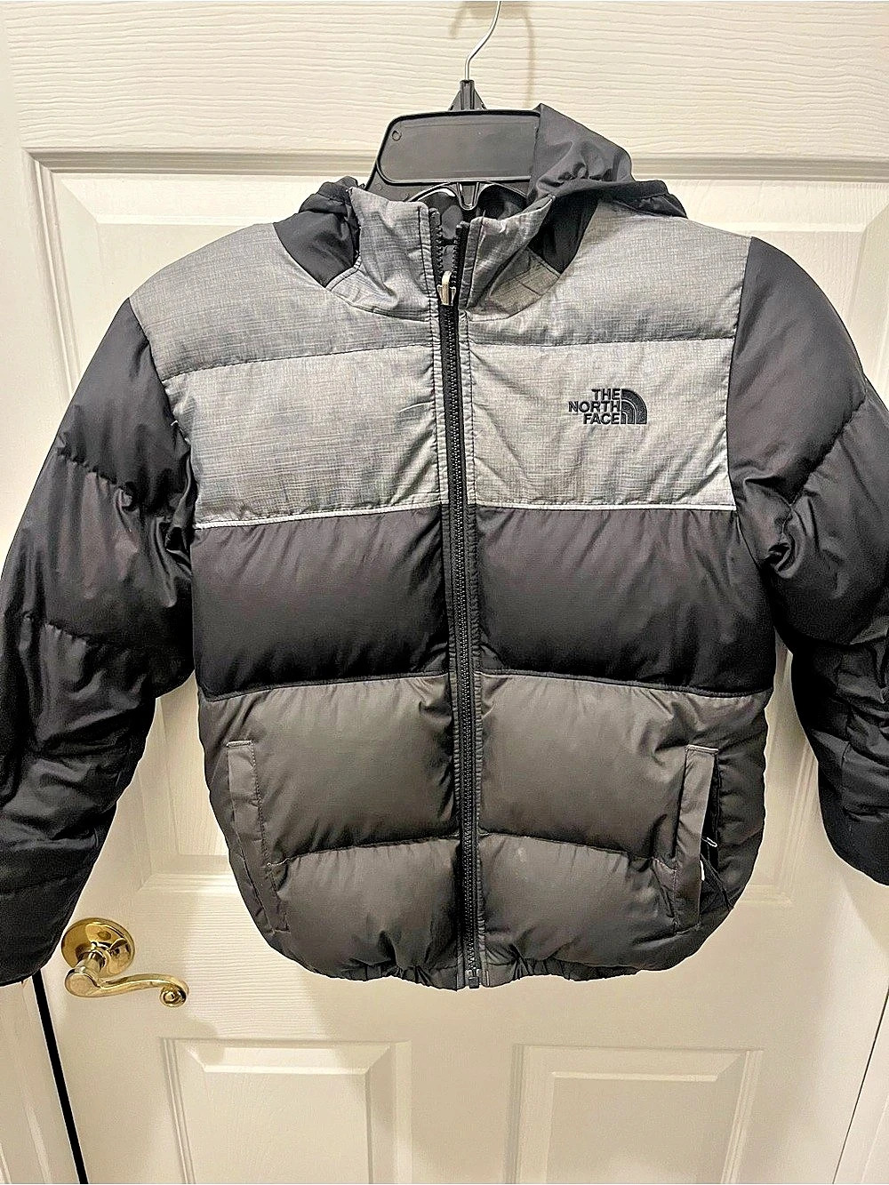 The North Face Boys Reversible Perrito Hooded Jacket Black & Gray Medium